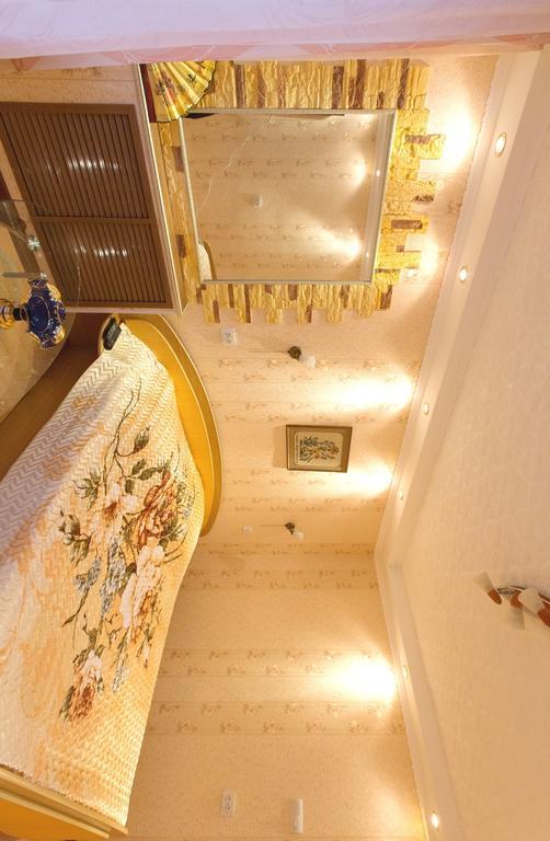 Apart Hotel 4 Rooms Smolensk Bagian luar foto